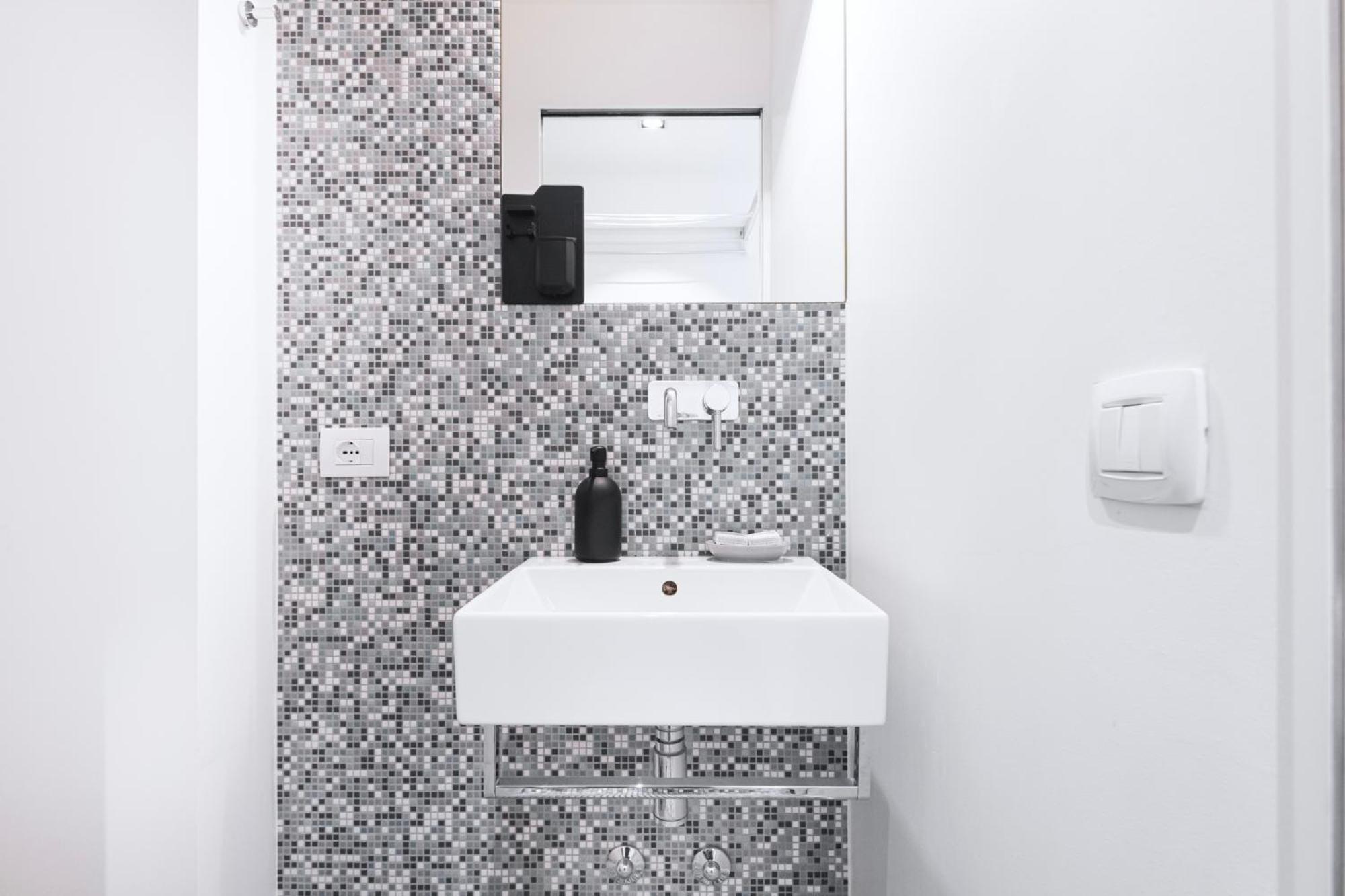 Easylife - Accogliente Appartamento In Bocconi Mailand Exterior foto